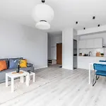 Superapart Herbu Janina 4, Wilanow, Szpital Medicover, Paley, Parking
