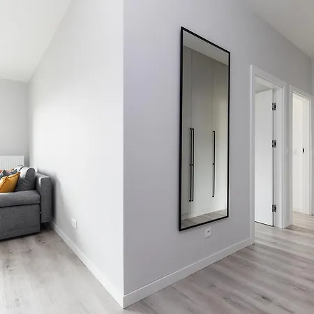 Superapart Herbu Janina 4, Wilanow, Szpital Medicover, Paley, Parking アパート *