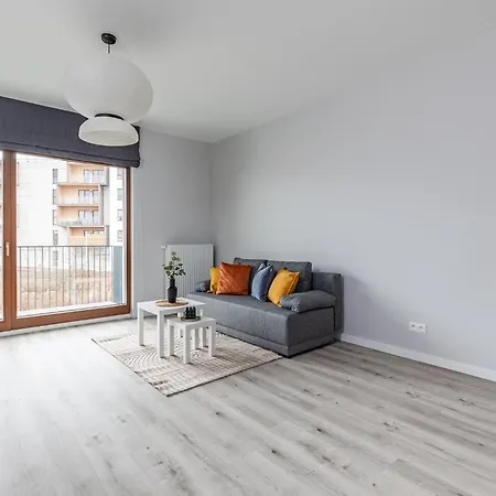 Superapart Herbu Janina 4, Wilanow, Szpital Medicover, Paley, Parking *