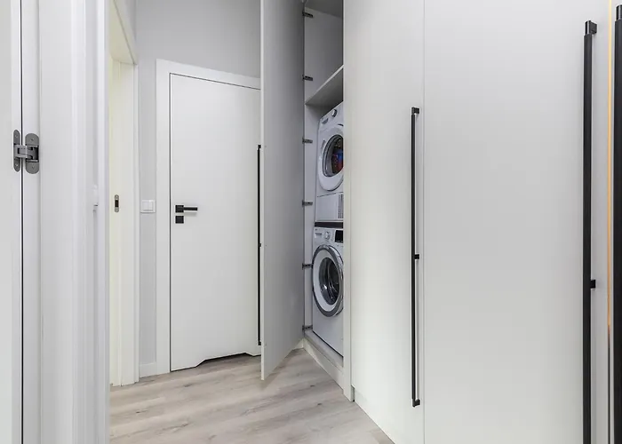 Superapart Herbu Janina 4, Wilanow, Szpital Medicover, Paley, Parking Apartman *