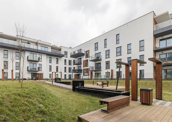 Superapart Herbu Janina 4, Wilanow, Szpital Medicover, Paley, Parking Daire *