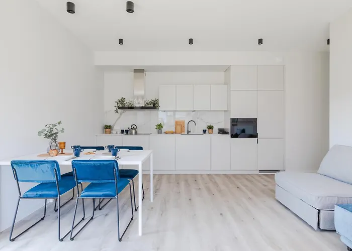 Superapart Herbu Janina 4, Wilanow, Szpital Medicover, Paley, Parking