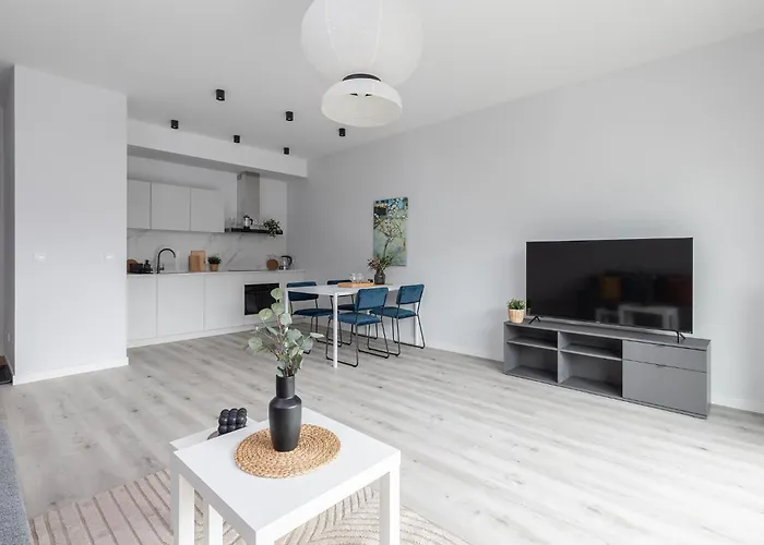 Superapart Herbu Janina 4, Wilanow, Szpital Medicover, Paley, Parking * Warszawa