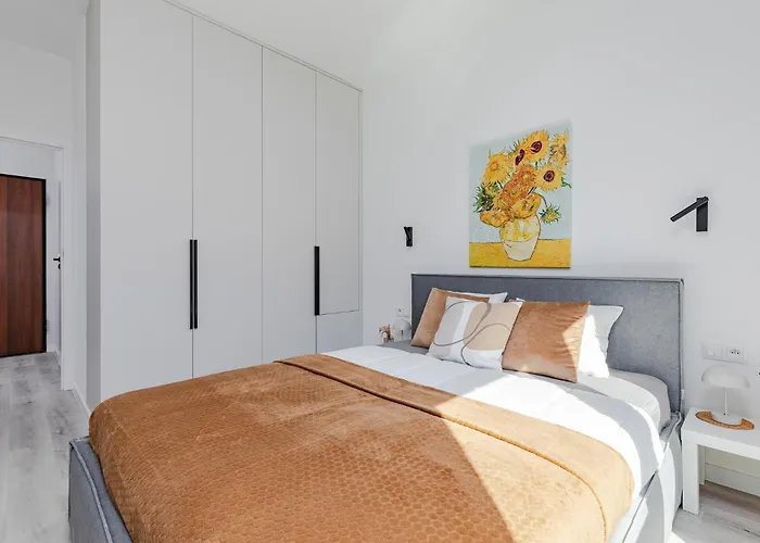 Superapart Herbu Janina 4, Wilanow, Szpital Medicover, Paley, Parking